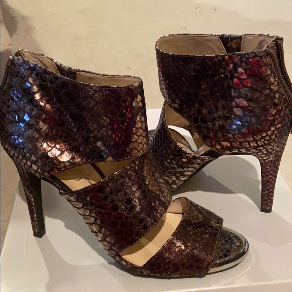 Jessica Simpson Bronze Peep Toe Pumps